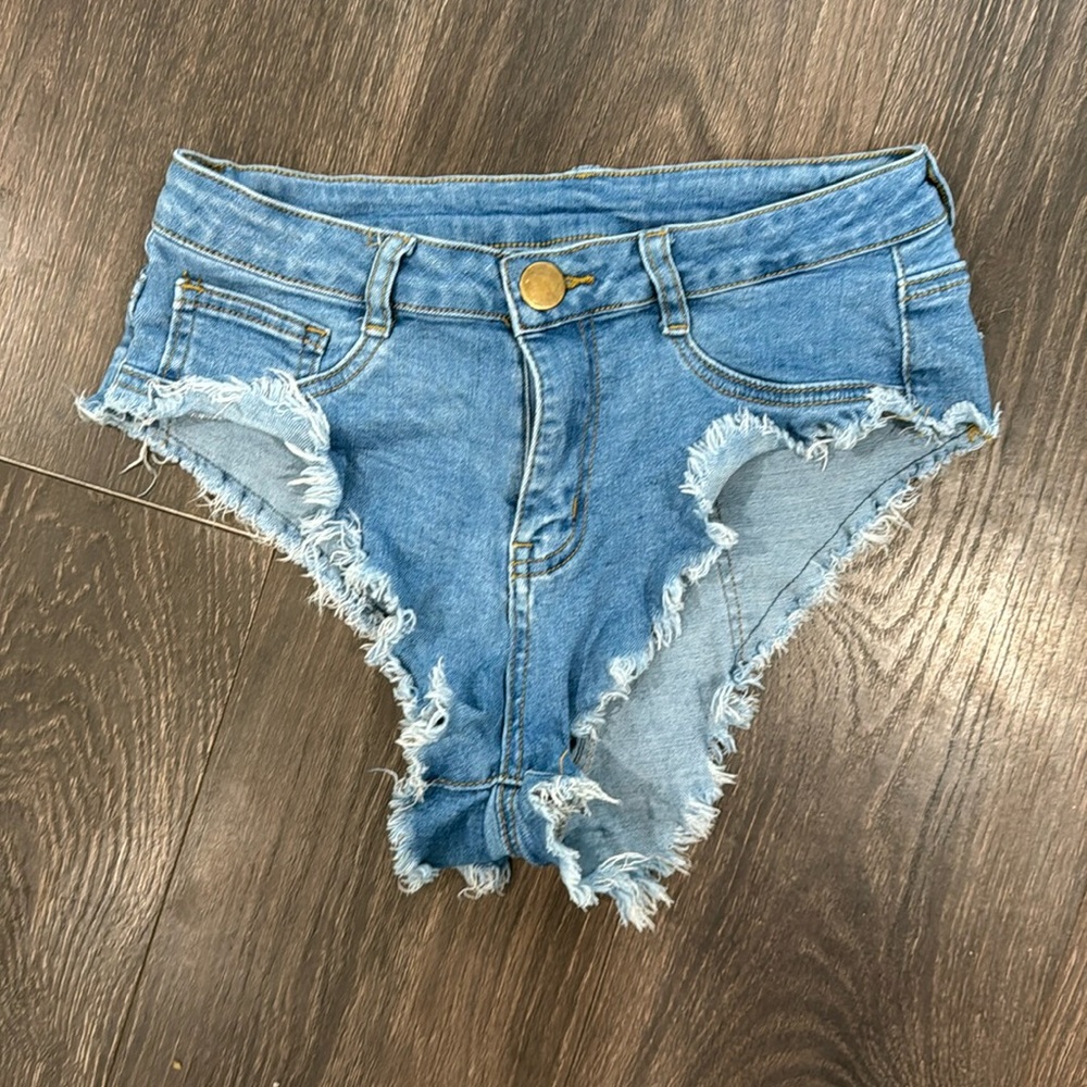 Super daisy duke shorts
